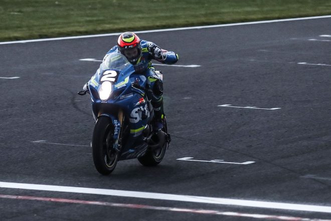 確実な走りで2位表彰台を獲得したスズキ・エンディランス・レーシング・チーム