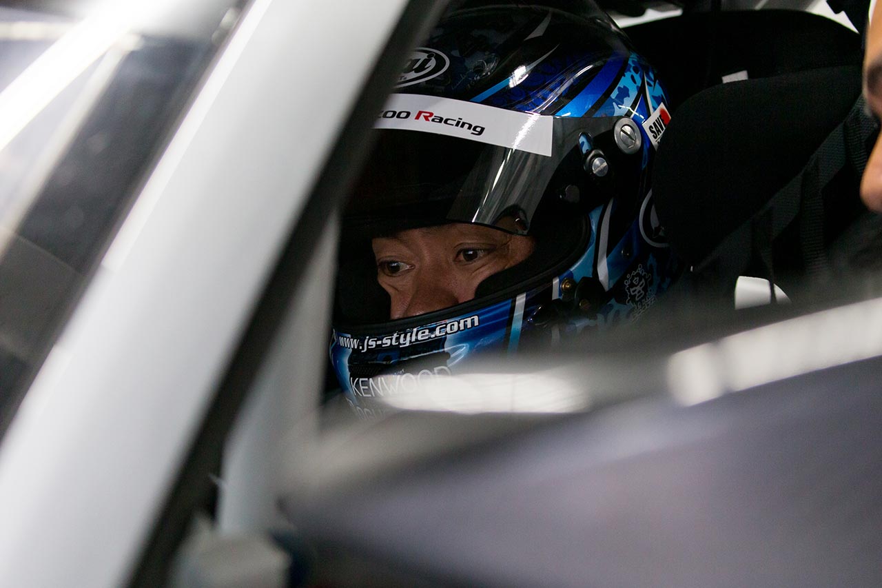 LM corsaのポルシェ911 GT3 Rに乗り込んだ脇阪寿一