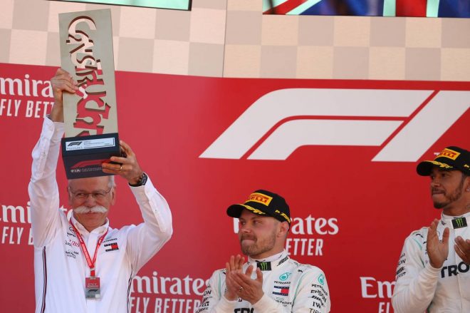 お髭のおじさま(ディーター・ツェッチェ ダイムラー会長)、バルテリ・ボッタス、ルイス・ハミルトン