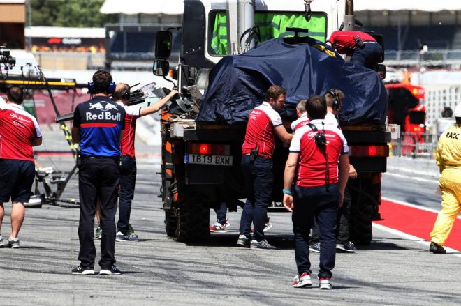 F1バルセロナテスト初日にクラッシュしてしまったカラム・アイロット