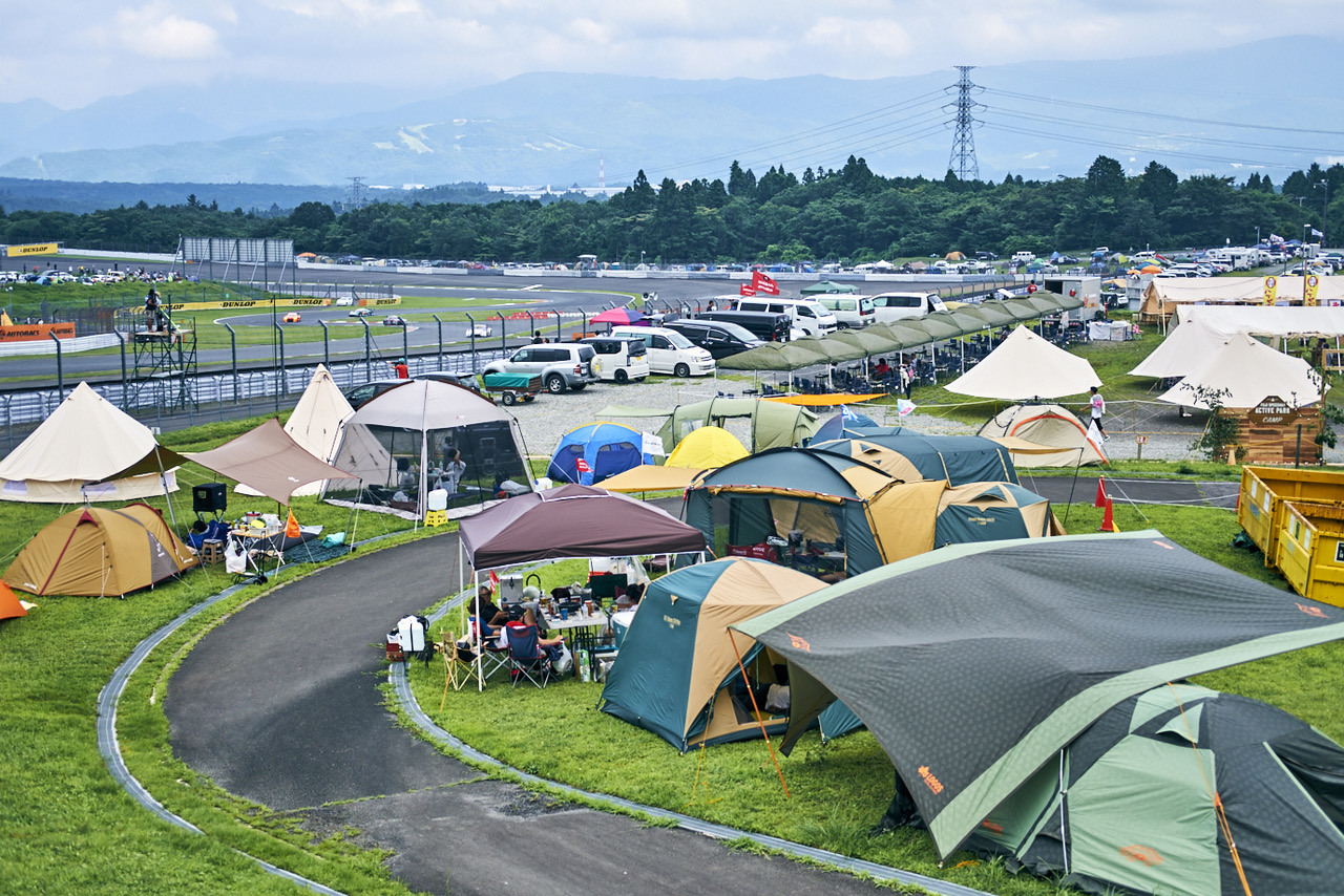 キャンプしながら観戦すれば、富士24時間をさらに満喫できること間違いなし