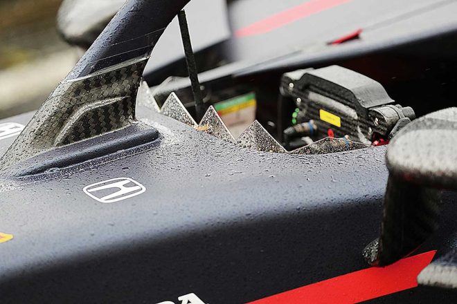 ルーカス・アウアー（B-Max Racing with motopark）車のノコギリ状スクリーン