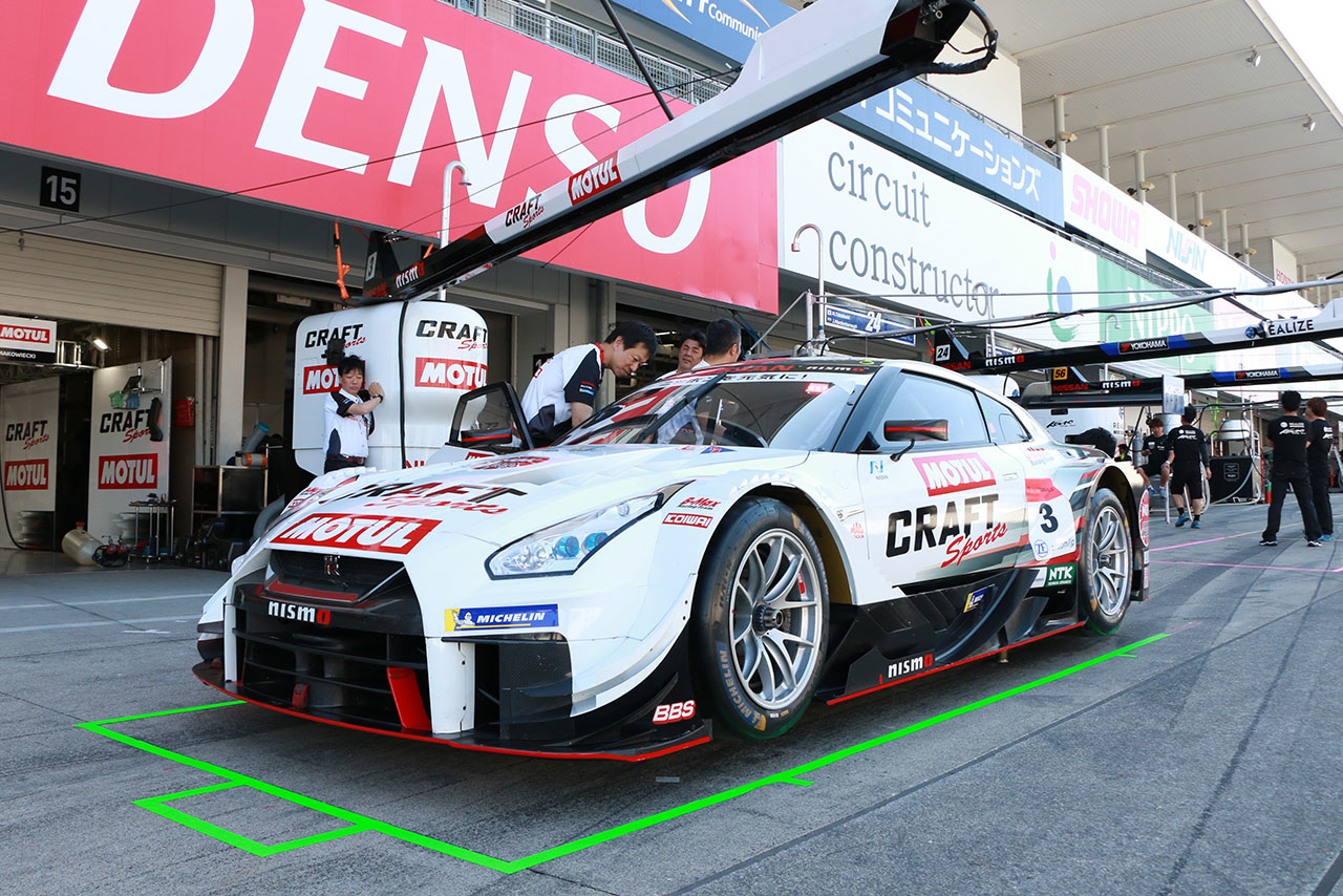 CRAFTSPORTS MOTUL GT-R