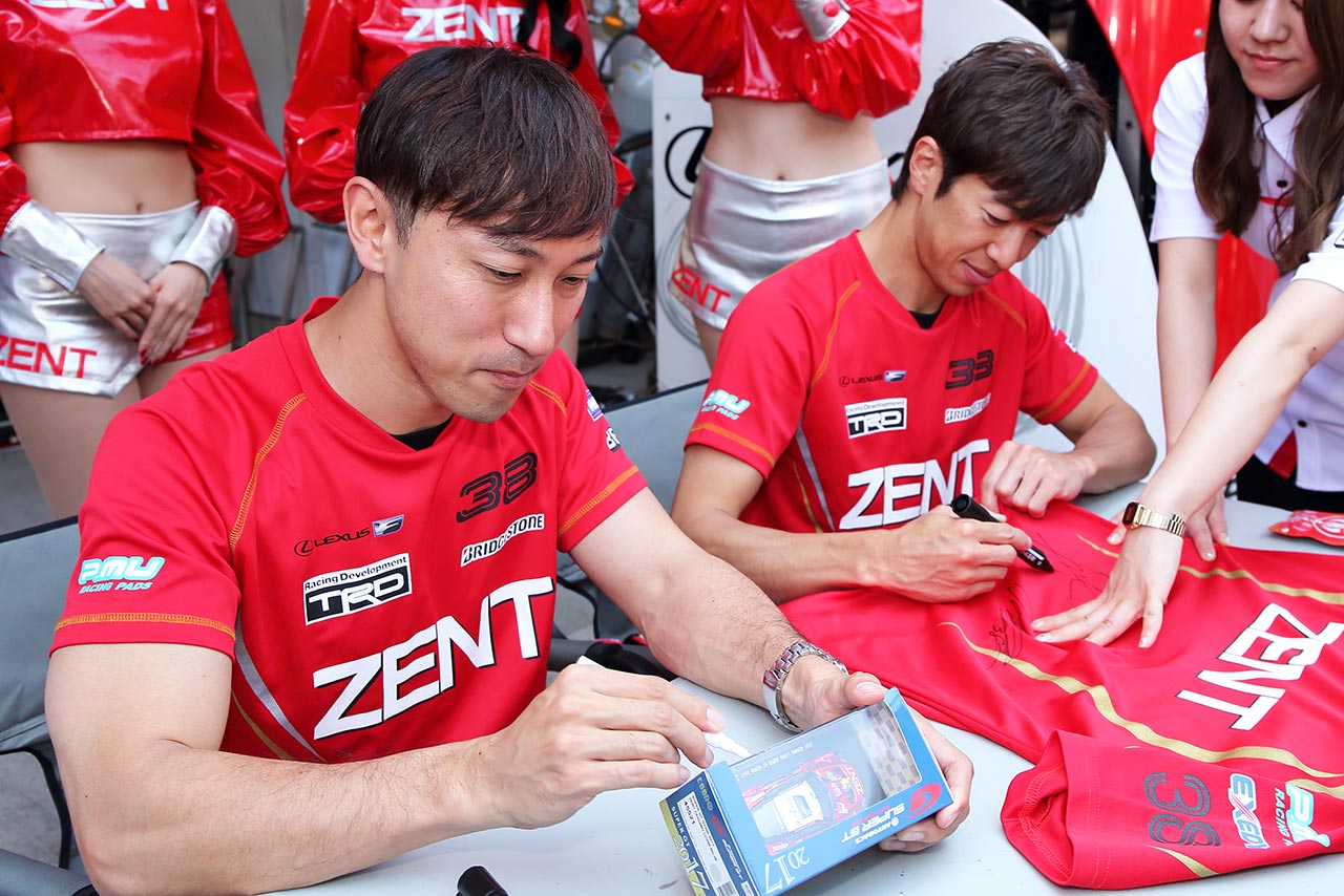 石浦宏明と立川祐路