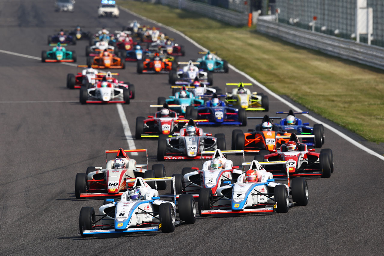 2019FIA-F4選手権 第6戦鈴鹿 決勝 スタートシーン