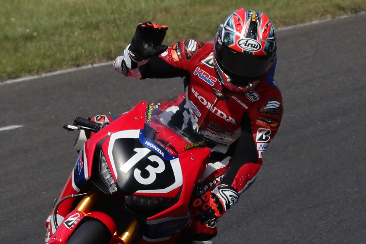 全日本ロード第3戦SUGOのレース2を制し2戦連続ダブルウインを果たした高橋巧（Team HRC）