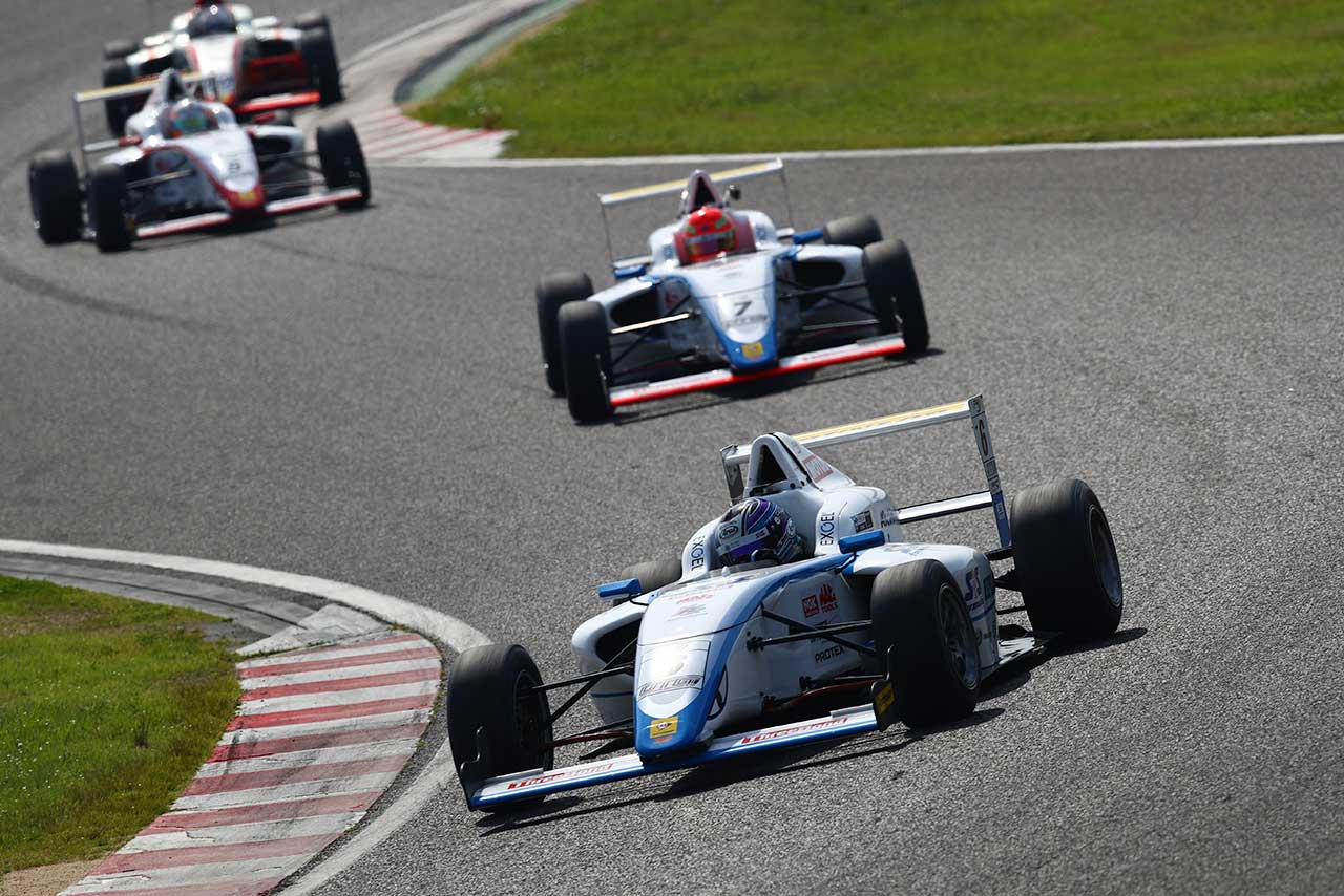 太田格之進（SRS／コチラレーシング）は日曜日の第6戦でもトップを守りきった