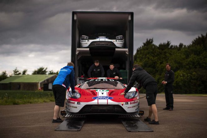 フォード・チップ・ガナッシ・チームUKの66号車と67号車フォードGT