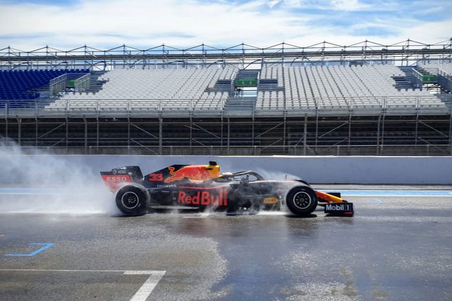 2019年ピレリF1テスト　マックス・フェルスタッペン（レッドブル・ホンダ）