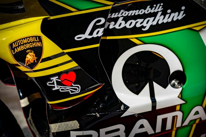 ランボルギーニカラーが施されたフランセスコ・バニャイアのデスモセディチGP