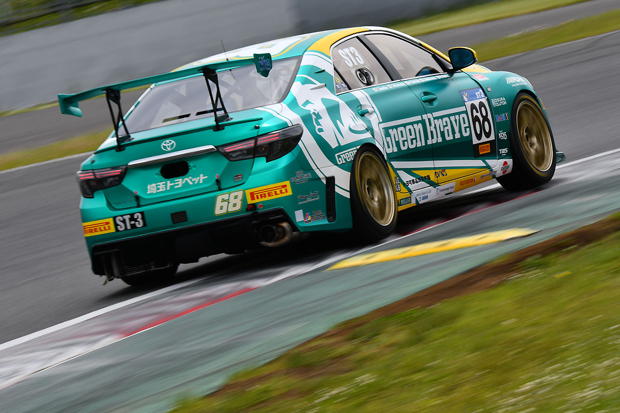 激戦のST-3クラスでPPを獲得した埼玉トヨペットGreen Brave GR SPORTマークX