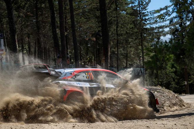 ティエリー・ヌービル（ヒュンダイi20クーペWRC）