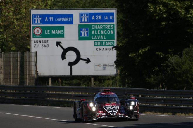 総合3番手につけたレベリオン・レーシングの1号車レベリオンR13・ギブソン