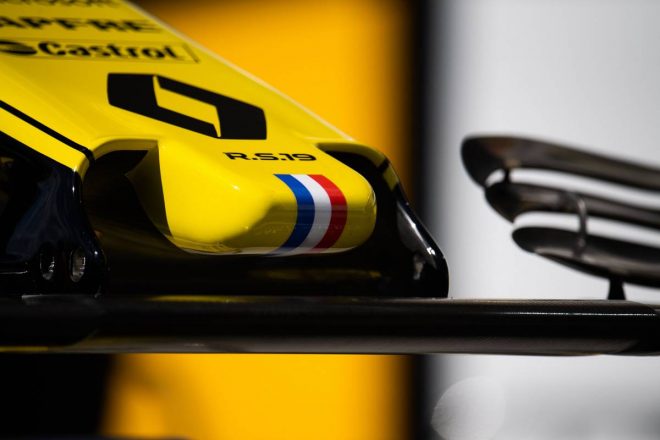 ルノーRS19ノーズコーン