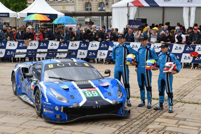 カラーリングを刷新したリシ・コンペティツィオーネの89号車フェラーリ488 GTE Evo