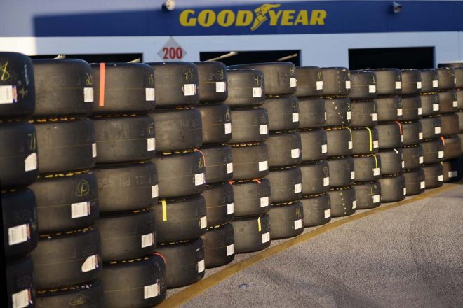 NASCARのデイトナ500用に用意されたグッドイヤーのレーシングタイヤ