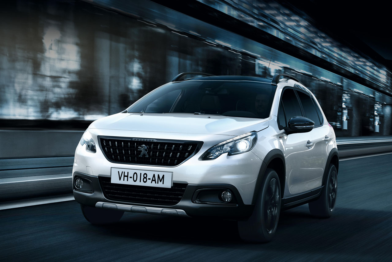 プジョー2008 GT Line Black Pack