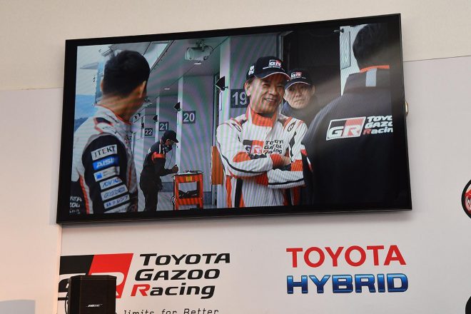 プレスカンファレンスでは、すでにGRスーパースポーツのステアリングを豊田社長と友山プレジデントが握ったことも明かされた。