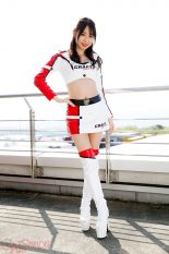 望月さとみ CRAFTSPORTS GIRL 2019年/スーパーGTの写真①
