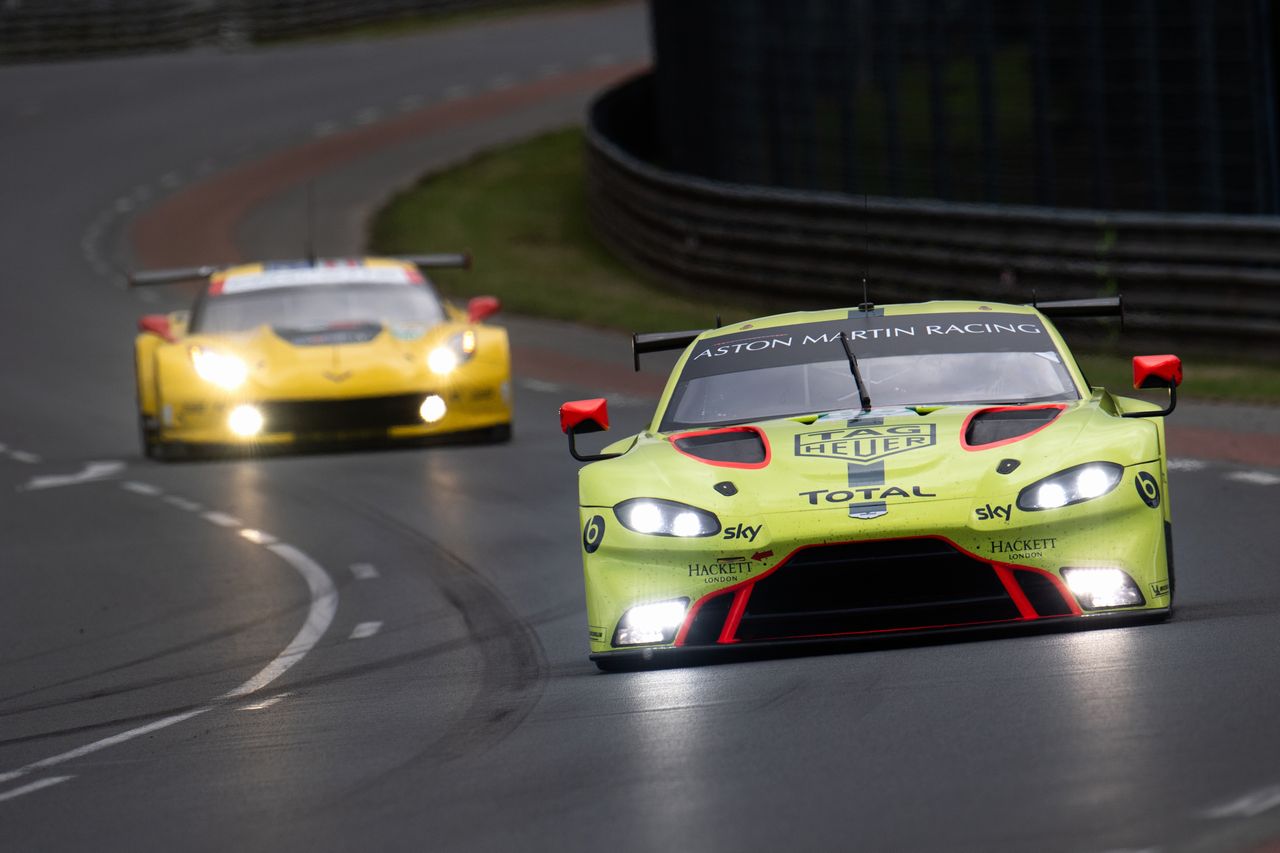 GTE Proクラスのポールポジションを獲得したアストンマーティン・レーシングの95号車アストンマーティン・バンテージAMR