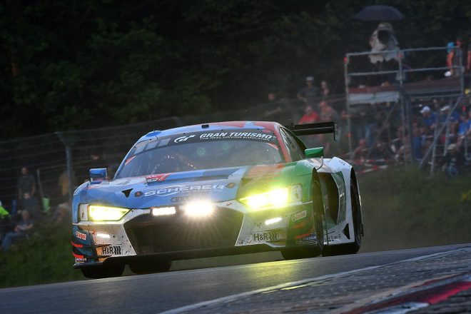 アウディスポーツ・チーム・フェニックスの4号車アウディR8 LMS