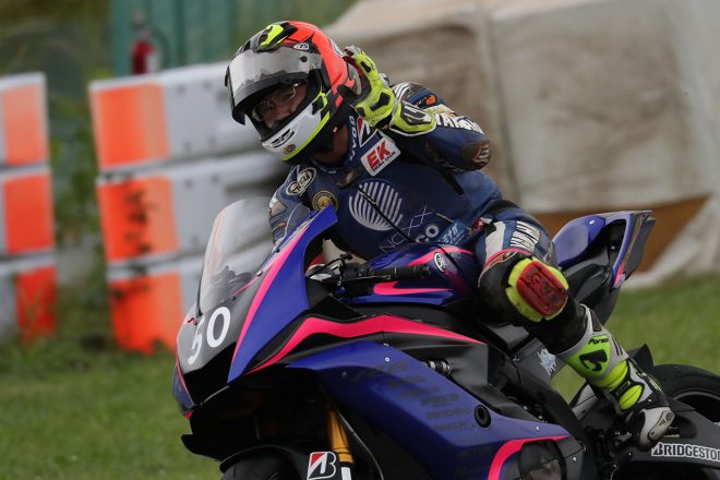 転倒を喫した長尾健吾(NCXXRACING&善光会 TEAMけんけん)は再スタートを切って26位でチェッカーを受けた