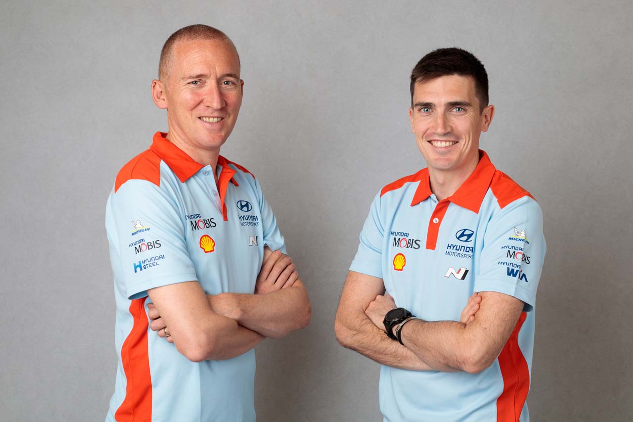 2019年WRC第9戦フィンランドに出場するクレイグ・ブリーン（右）とコドライバーのポール・ネイグル（左）