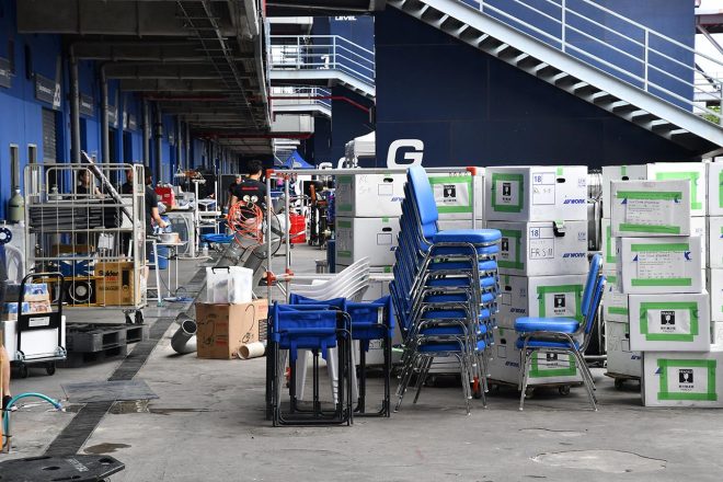 搬入が進むチャン・インターナショナル・サーキットの様子