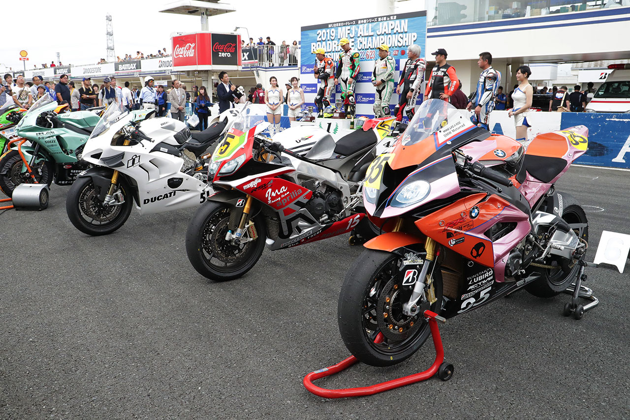 エキシビジョンレースに登場したST1000クラスの車両