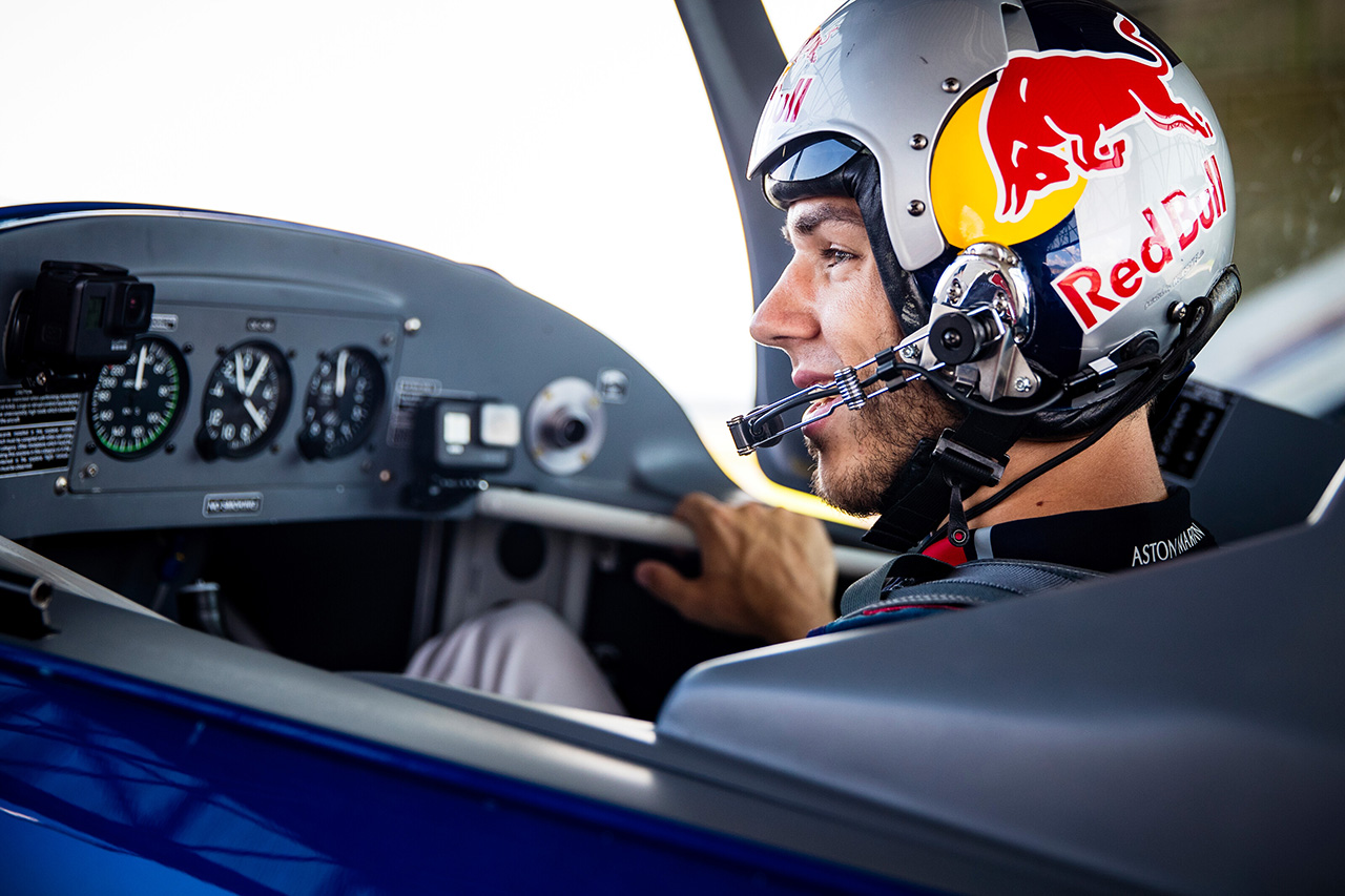 【ギャラリー】ガスリー、エアレース王者とレッドブル・リンク上空をフライト。時速400kmの世界を堪能
