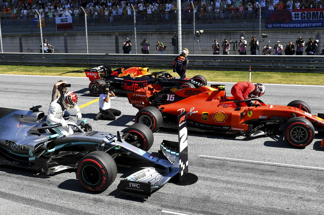 2019年F1第9戦オーストリアGP　予選トップ3のシャルル・ルクレール（フェラーリ）、ルイス・ハミルトン（メルセデス）、マックス・フェルスタッペン（レッドブル・ホンダ）