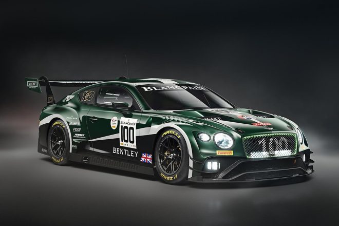 ベントレー・スピード8のカラーを彷彿とさせるブリティッシュグリーンのカラーリング