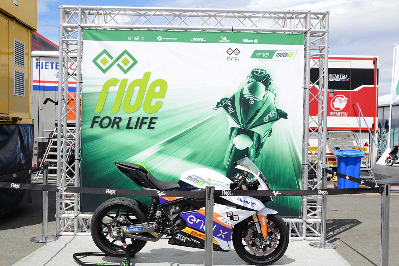 MotoEのワンメイクマシン、エネルジカ・エゴ・コルサの展示も