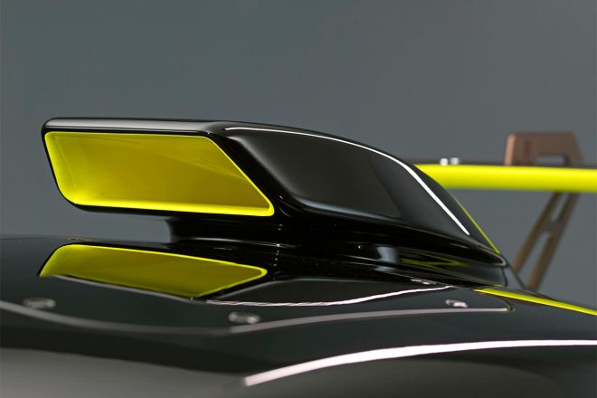 アウディR8 LMS GT2の特徴とも言えるチムニー