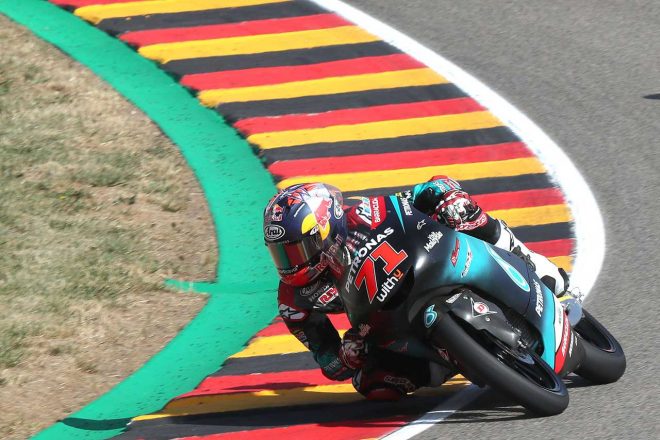 「今週はこれまでで一番いいウイーク」と語る佐々木