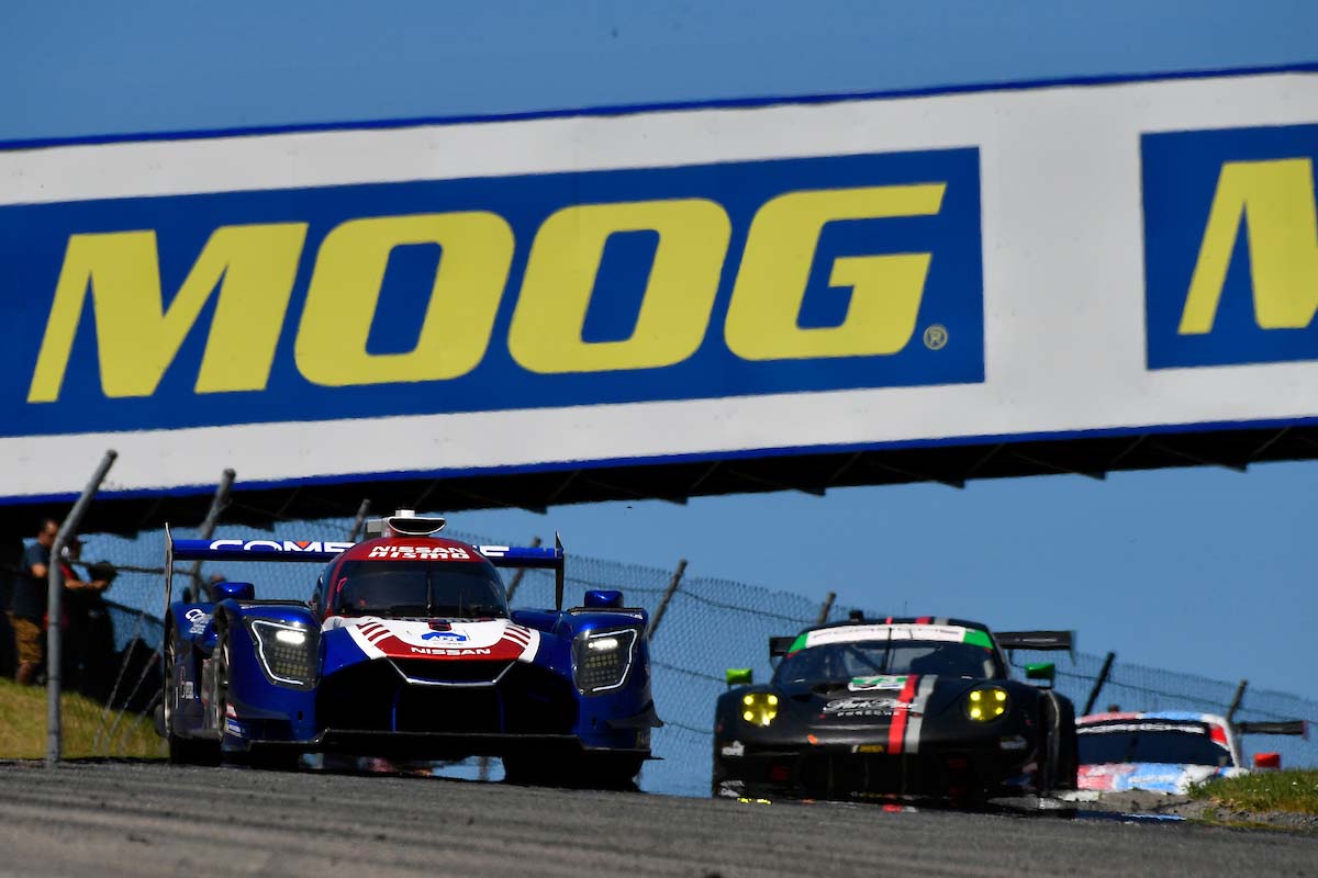 コア・オートスポーツの54号車ニッサンDPi