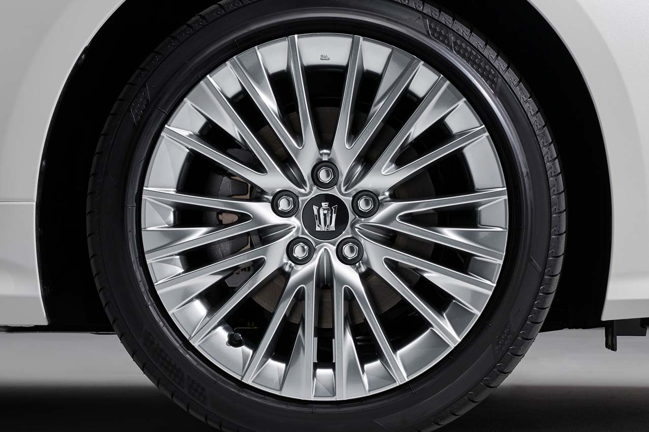 TOYOTA クラウン18インチ クローム ホイール スポークデザイン TOYOTA クラウン18インチ クローム ホイール スポークデザイン