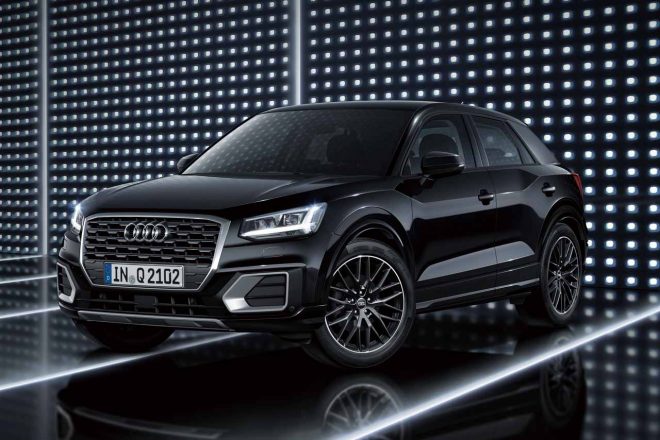 Audi Q2 #black elegance／ミトスブラック