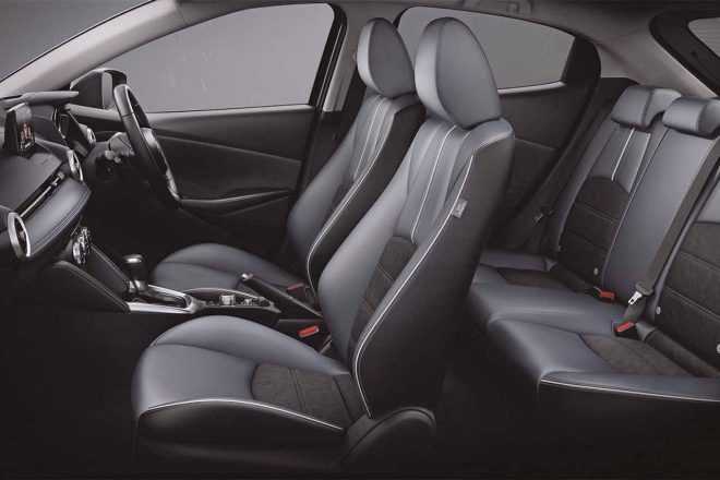 MAZDA2「XD L Package」インテリア