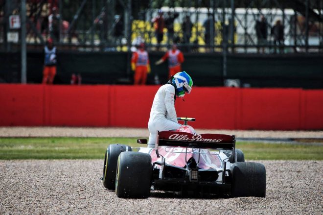 ジョビさんはグラベルにはまってしまいリタイア