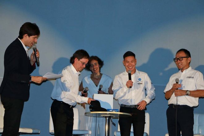 ファンイベントではトークショーのほか、小林可夢偉のサイン入りウェイン・テイラー・レーシンググッズなどが当たる抽選会も実施された