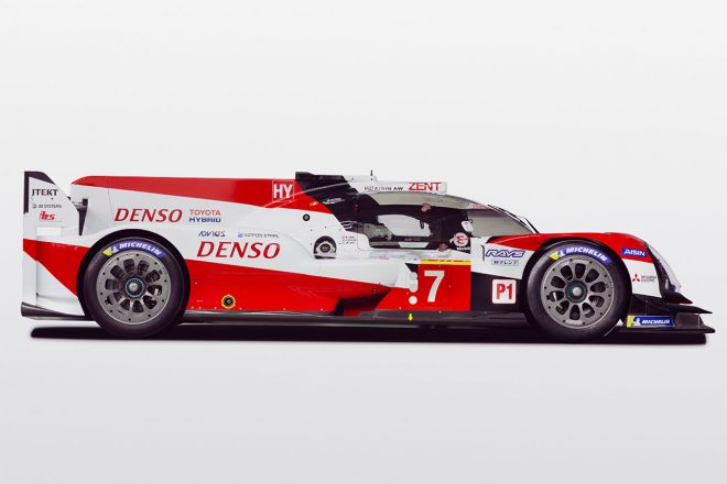 2019／20年型トヨタTS050ハイブリッドの右サイドビュー