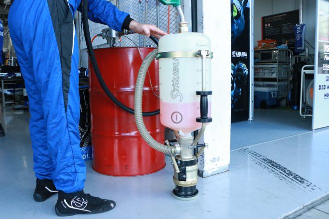 鈴鹿8耐、給油道具