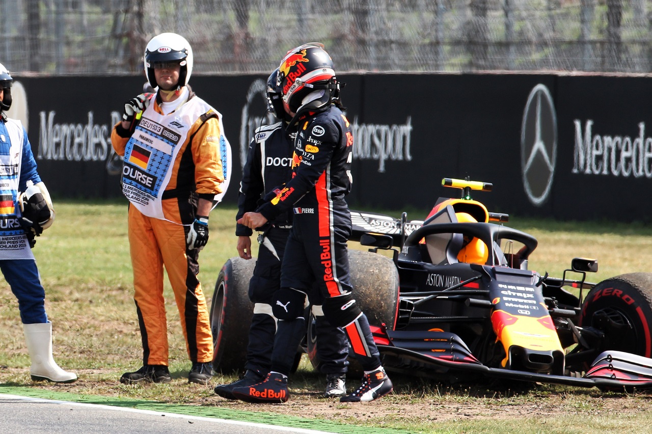 2019年F1第11戦ドイツGP金曜　ピエール・ガスリーのクラッシュで破損したレッドブルRB15