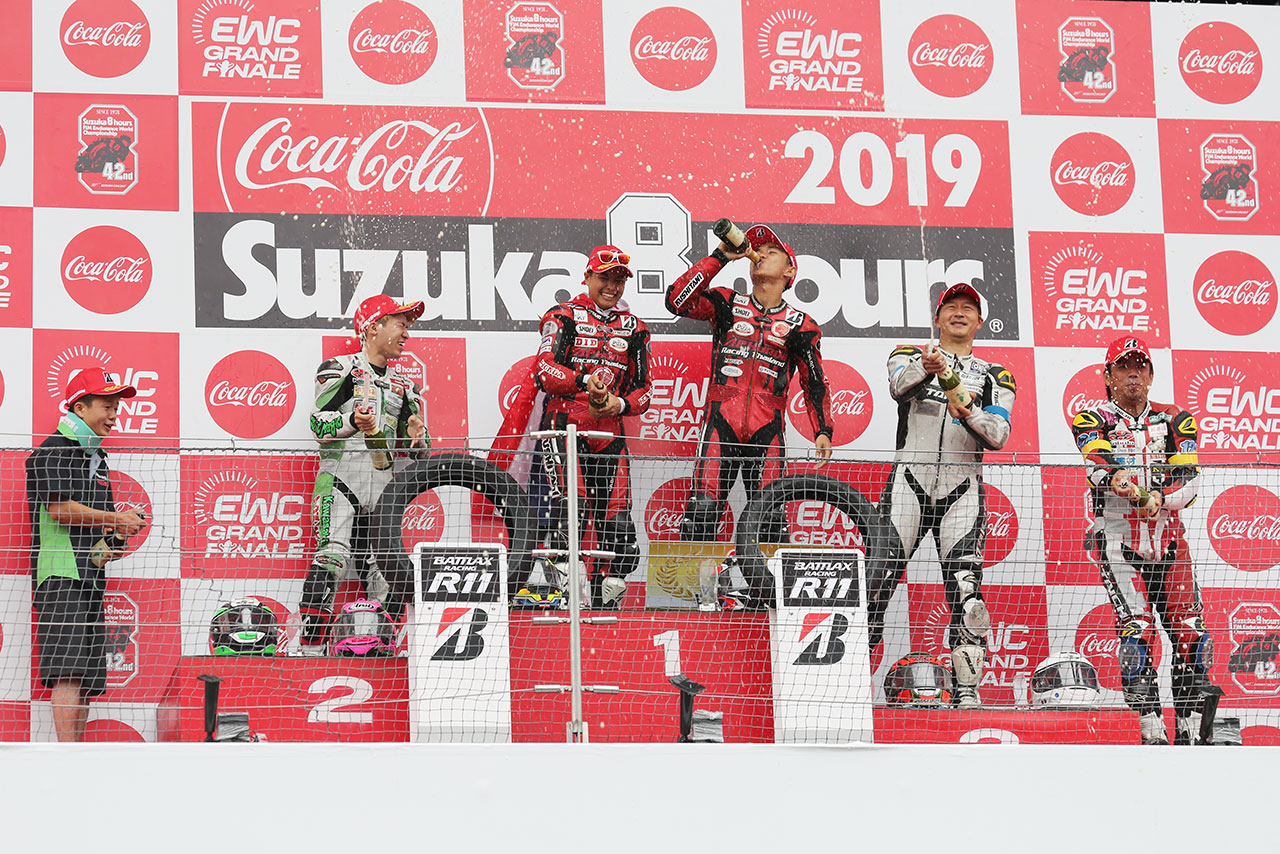 2019鈴鹿4時間耐久ロードレース　表彰式