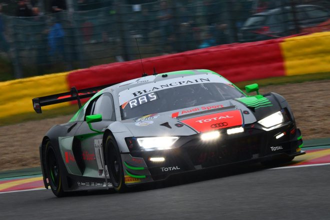 レネ・ラストがドライブするアウディR8 LMS