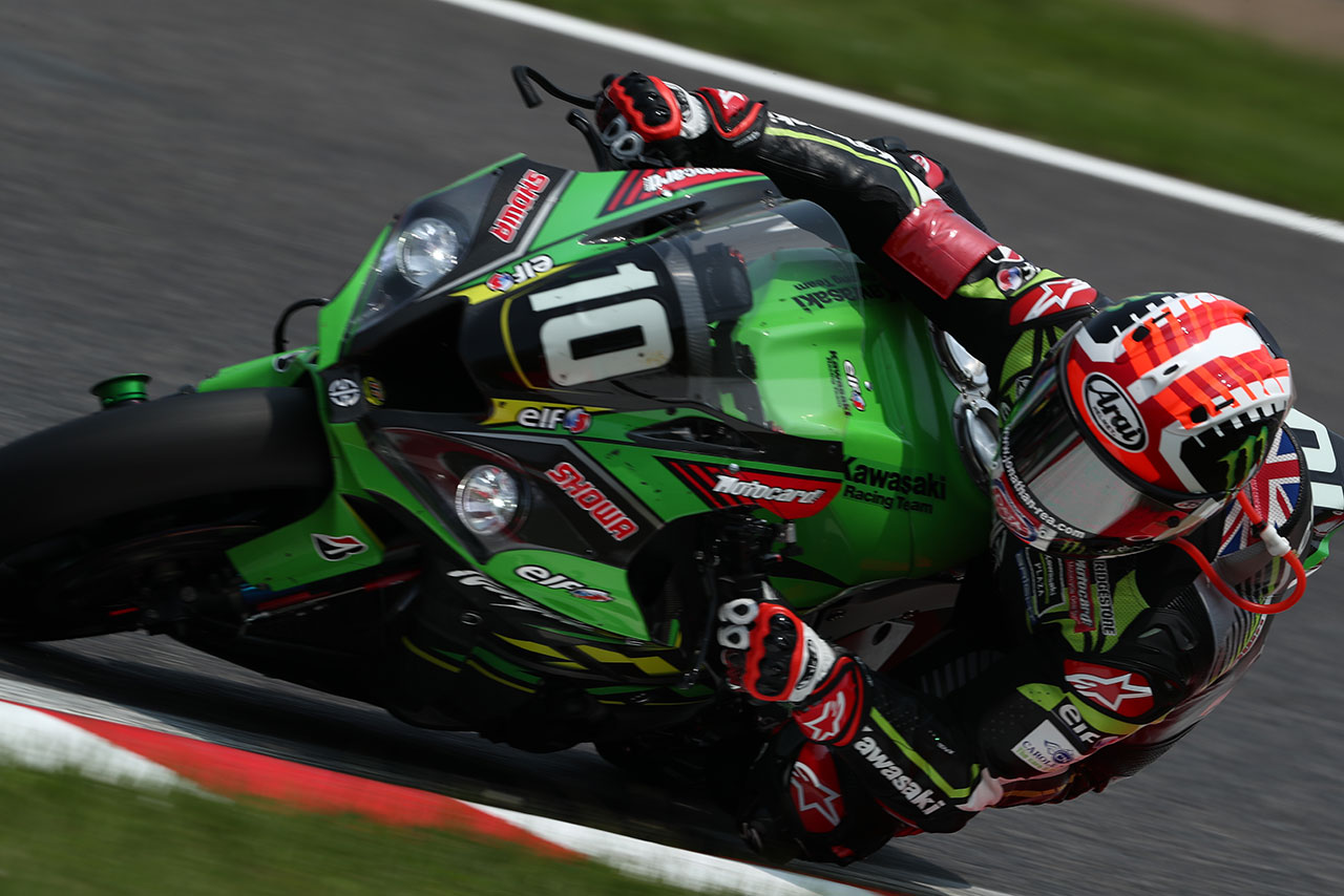 ヤマハ、ホンダを追う3番手のジョナサン・レイ（Kawasaki Racing Team Suzuka 8H）
