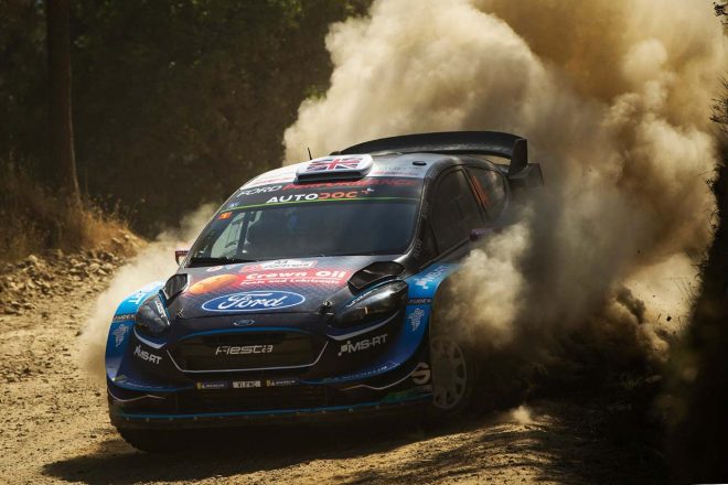 フォード・フィエスタWRCを駆るガス・グリーンスミス