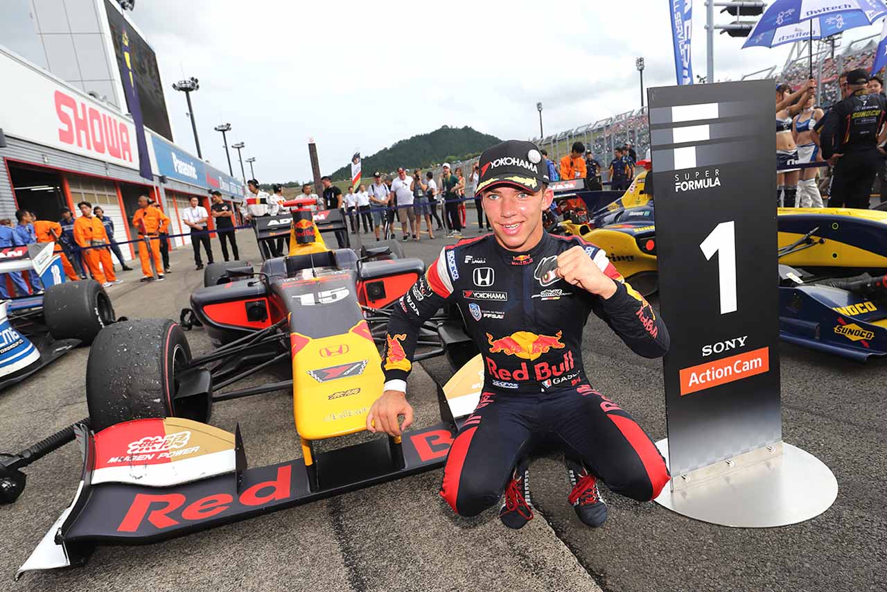 2017年スーパーフォーミュラ参戦したガスリー。第4戦もてぎで初優勝、続く第5戦でも優勝し、シリーズランキング2位。