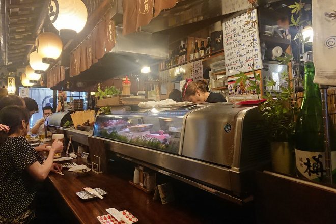 『新五月』店内の様子